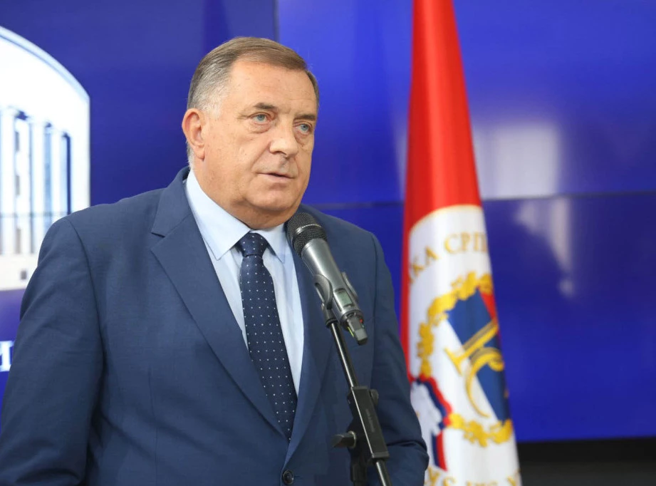 Dodik: Šmit nema ništa sa Srpskom