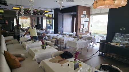 Kamere snimile pucnjavu u restoranu na Novom Beogradu (UZNEMIRUJUĆE)