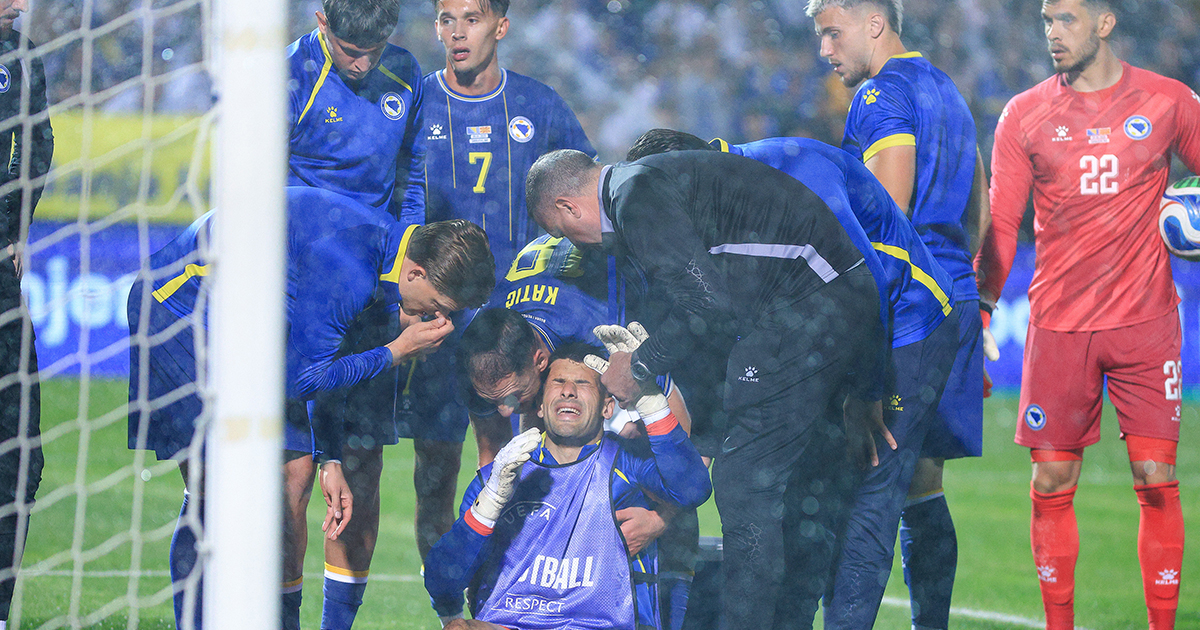 Teška povreda golmana BiH: Iznesen na nosilima - Sport - BIG portal