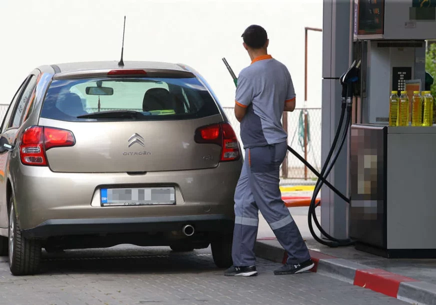 Evo kada na pumpama u Srpskoj počinje pad cijena i na šta treba obratiti pažnju