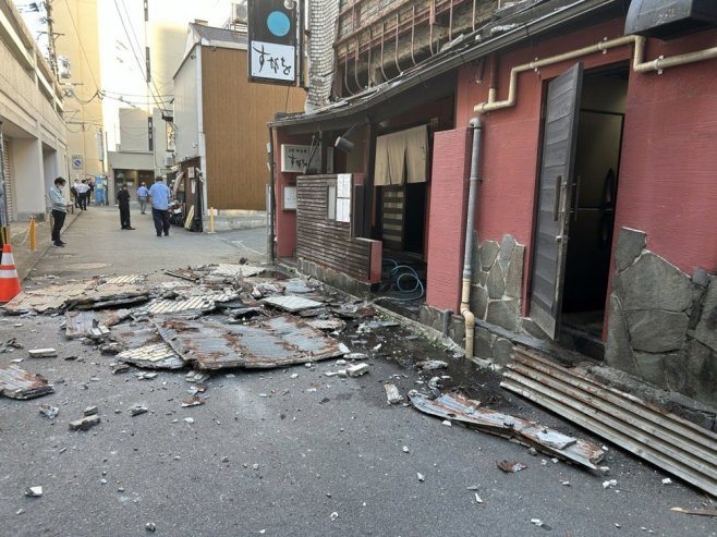 Raste broj poginulih u razornom zemljotresu u Japanu: Spasioci vode trku s vremenom