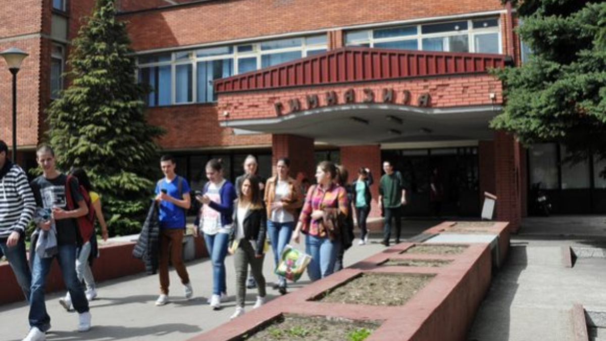 Počinje julski upisni rok: Samo 11 srednjih škola u RS popunilo sva mjesta