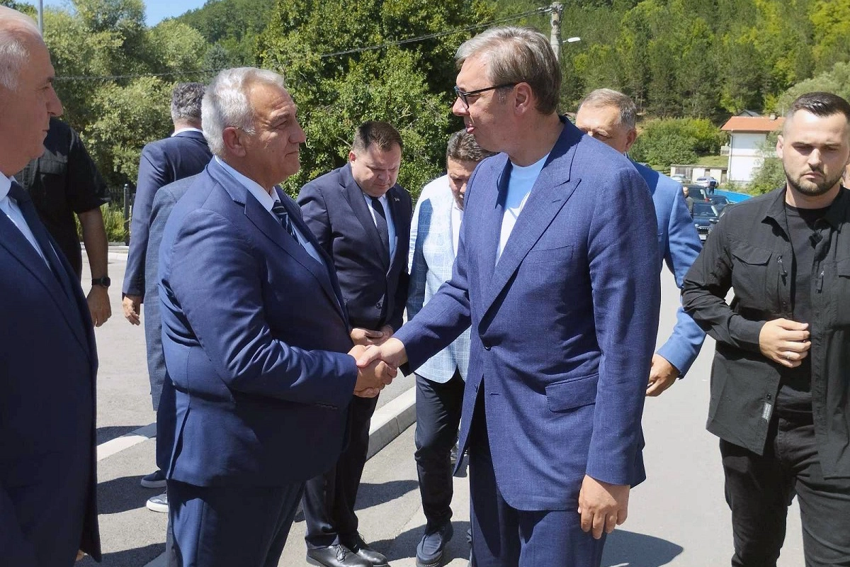 Srbija će nastaviti da pomaže Srbe u Republici Srpskoj i FBiH
