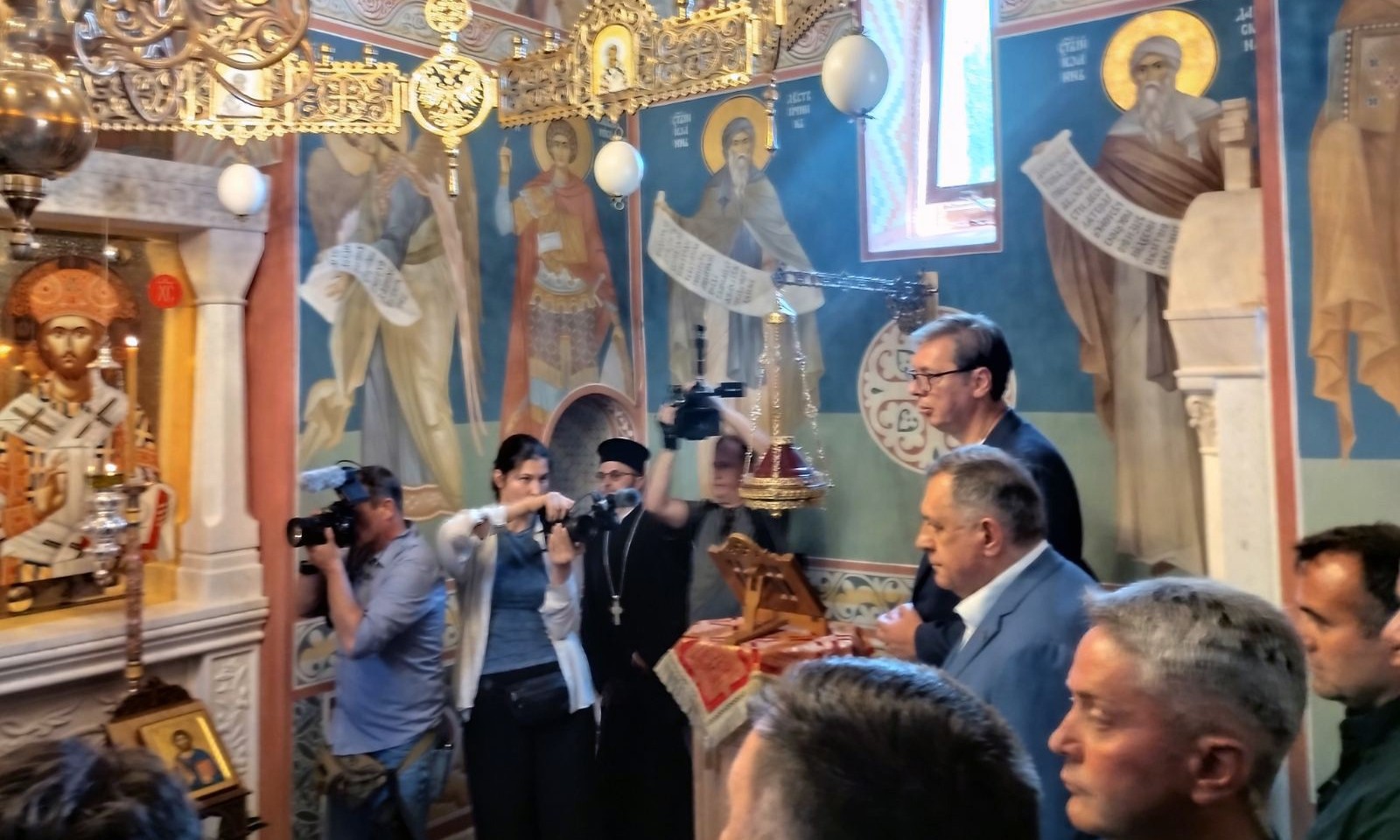 Dodik sa Vučićem u manastiru Rmanj: “Srbi ovdje ne žele da prodaju svoja imanja”