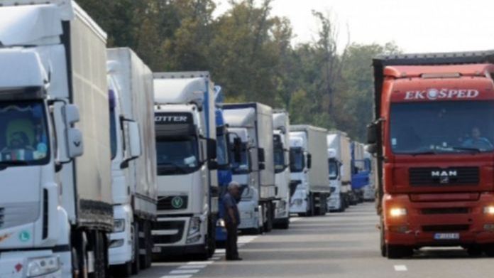 Prevoznici najavili protest: Izlaze na ulicu sa porodicama i zaposlenima