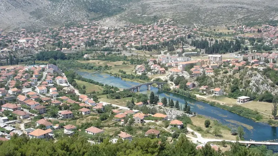 Stabilna situacija na požarištima u Trebinju