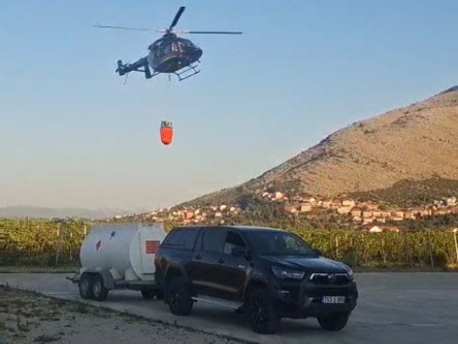 Aktivno više požara u okolini Trebinja; Vatra se i danas približila kućama u nekoliko sela (VIDEO) - Vijesti - BIG...