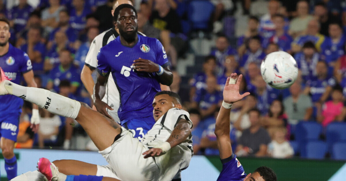 Partizan "pucao sebi u nogu": Primio dva gola sa igračem više - Sport - BIG portal