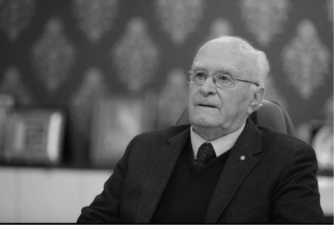 Preminuo Raif Dizdarević
