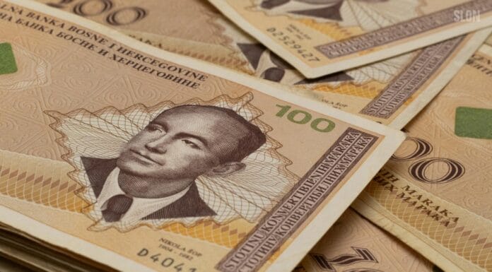 Sutra isplata uvećane avgustovske penzije