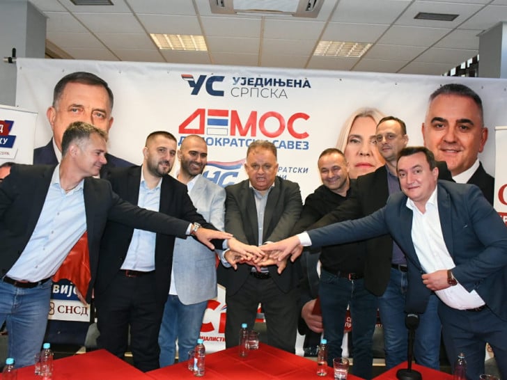 SNSD sa koalicionim partnerima: Slavimo pobjedu 4. oktobra i nastavljamo razvoj Gradiške i Republike Srpske - Vijesti -...