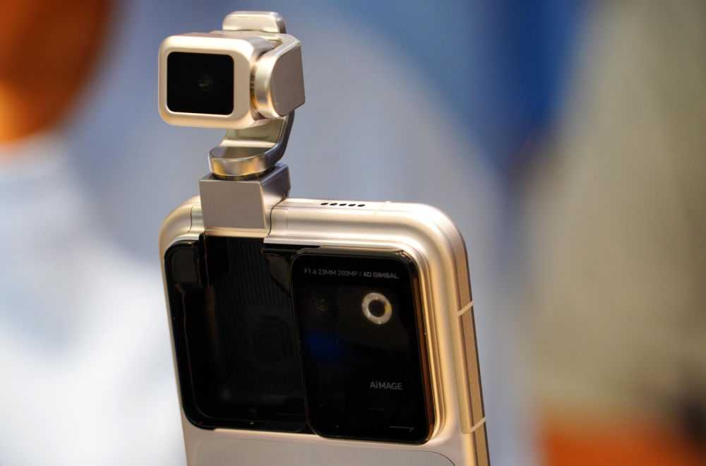 Honor Robot Phone na testu izdržljivosti: Da li je otporan na savijanje? - Tehnologija - BIG portal