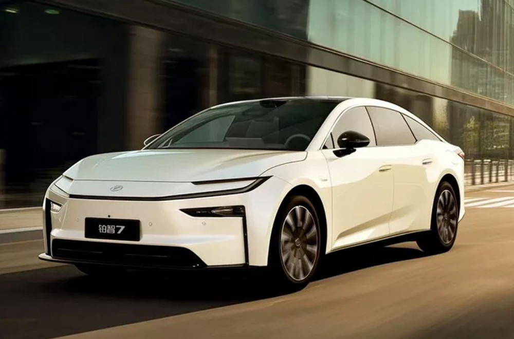 Toyota pokreće proizvodnju EREV modela - Auto-moto - BIG portal