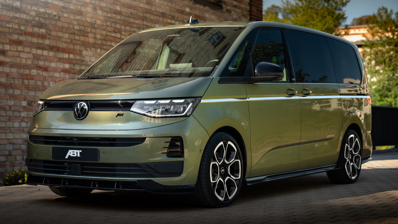 Volkswagen i ABT Sportsline pripremili sportske verzije Multivana i Californije - Auto-moto - BIG portal