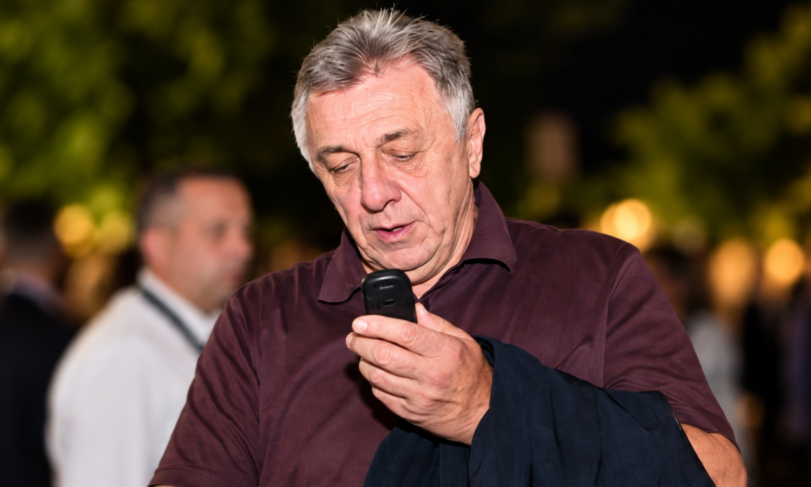U džepu običan telefon, u glavi velike ideje: Ovako je izgledao radni dan Gorana Talića FOTO/VIDEO - Banja Luka - BIG...